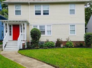 2425 Lee Rd, Cleveland Heights, OH 44118