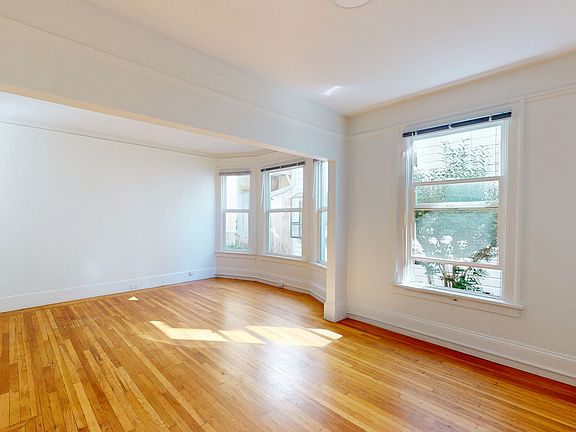 4th image of 1335 Washington St #6B