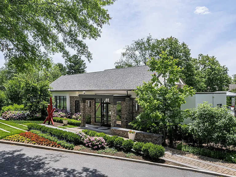 Cedar Place — Photo 28