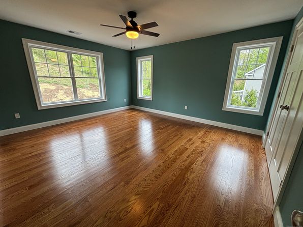 17 Shelter Rock Rd, Bethel, CT 06801