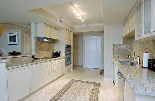 Home For Sale In Palmetto Place