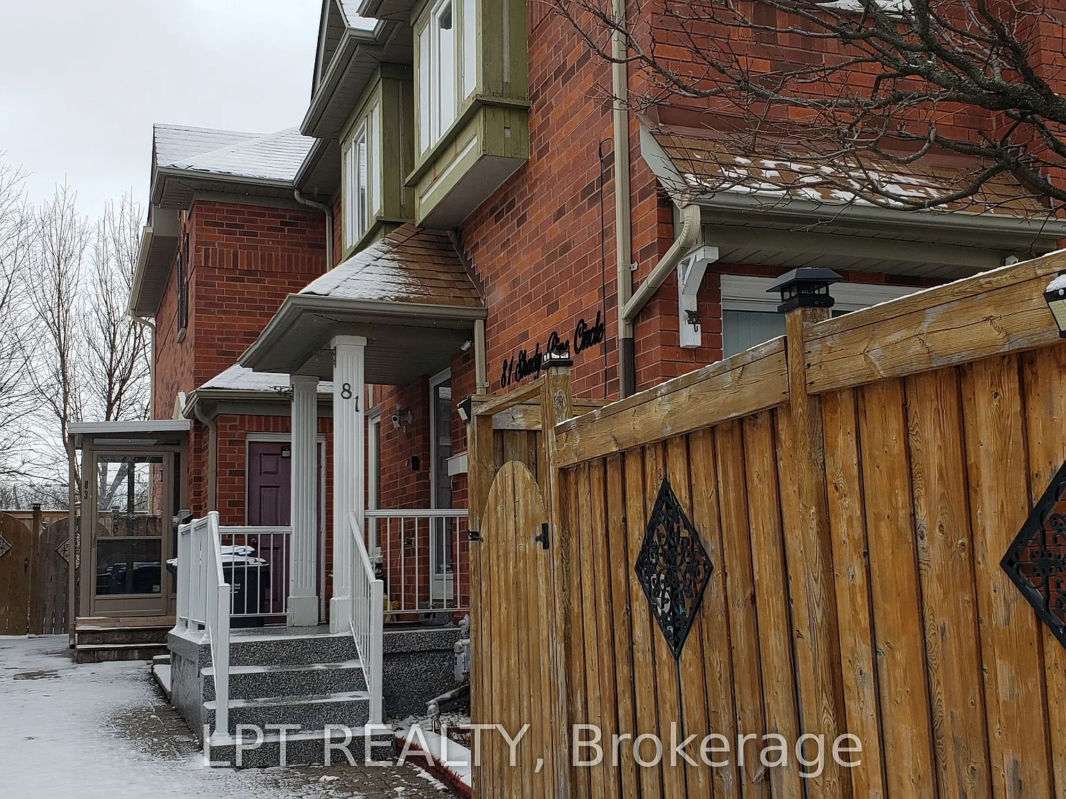 4 bed, $3,000 — Photo 1