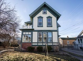 421 E Lloyd St, Milwaukee, WI 53212