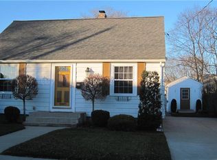 330 Pullen Ave, Pawtucket, RI 02861