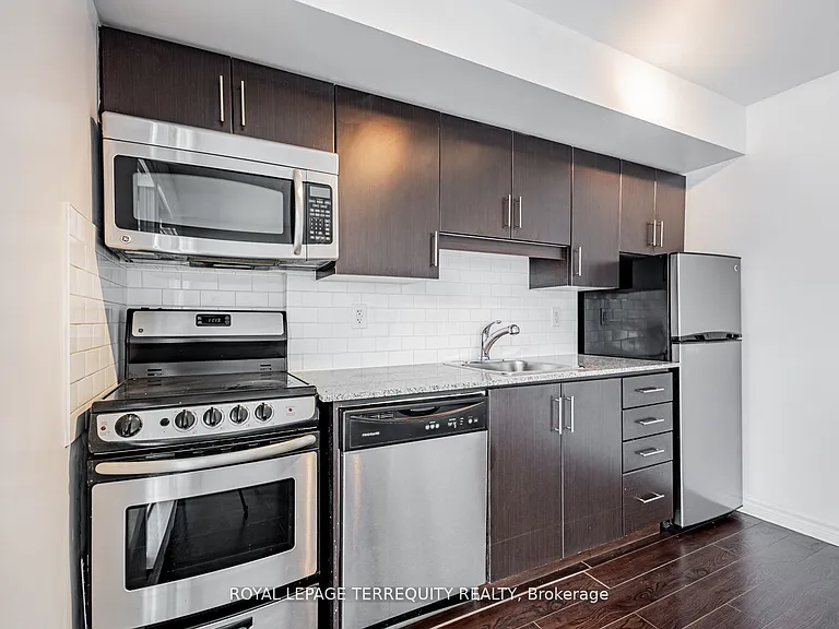 2035 Sheppard Ave E #104 — Photo 22