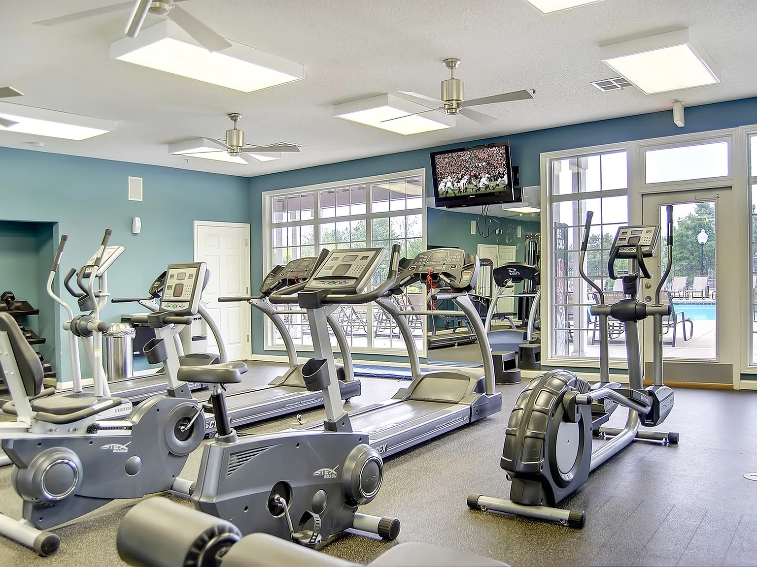 The Townhomes at River Club — Photo 2