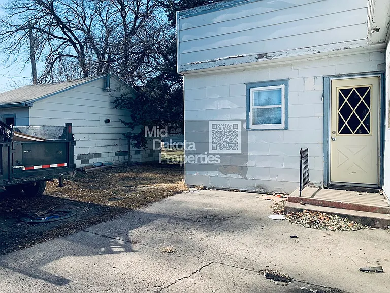 509 E 1st Ave — Photo 16