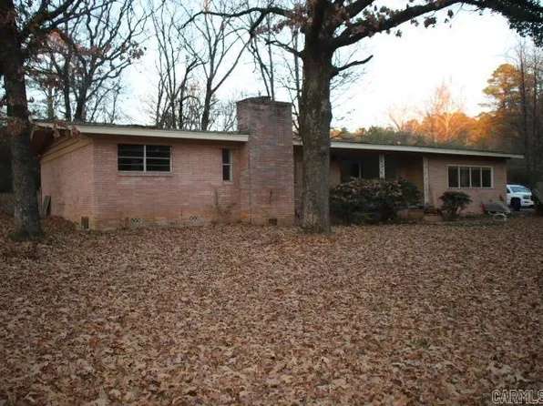 4 Sunset Hl, Little Rock, AR 72227