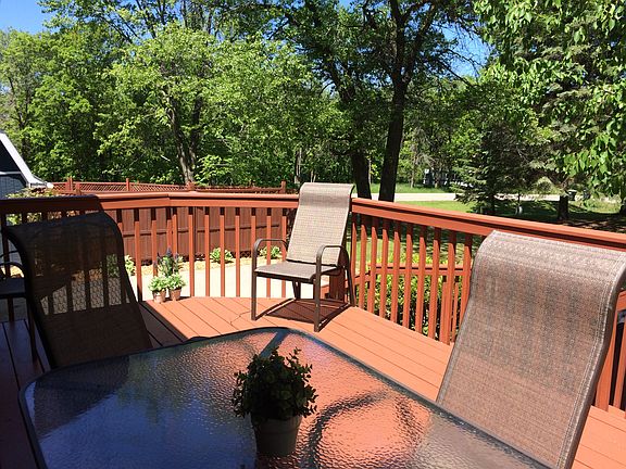 4th image of 1901 Red Oak Dr NE
