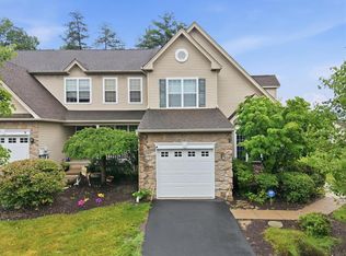 1702 Big Ridge Dr, East Stroudsburg, PA 18302