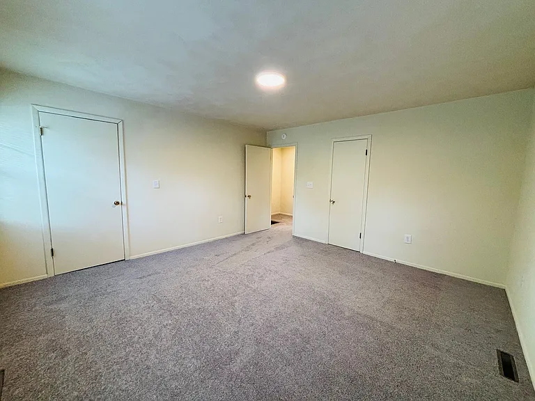 315 New Kent Rd — Photo 16