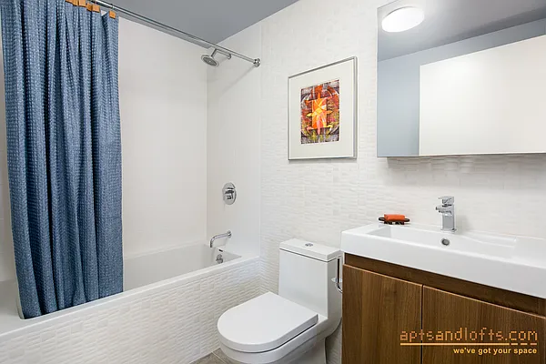 Sold by aptsandlofts.com | media 17