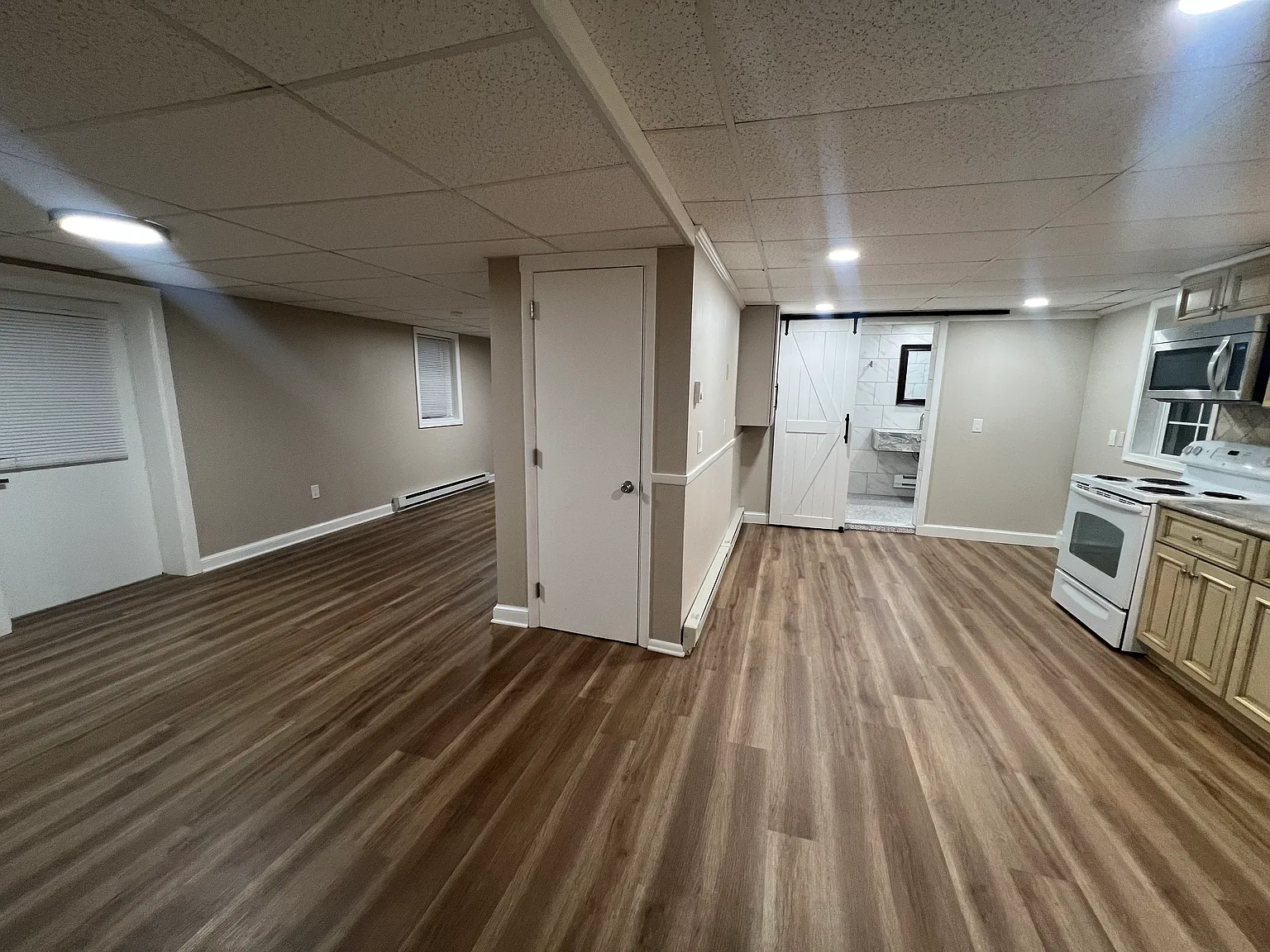 1 bed, $1,700 — Photo 3