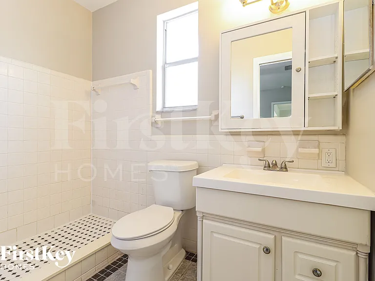 14300 Iroquois Ave — Photo 13