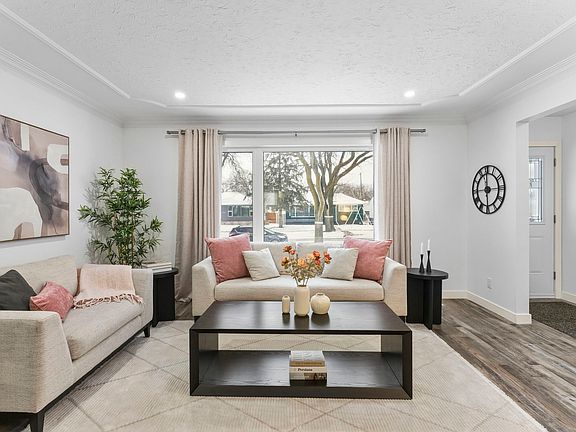 5th image of 639 Brock St #639