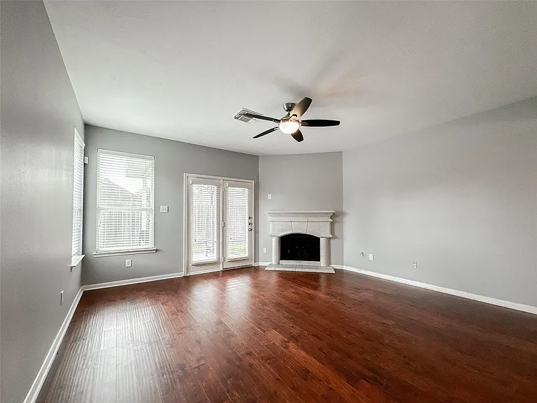 6810 Summer Bridge Ln — Photo 18