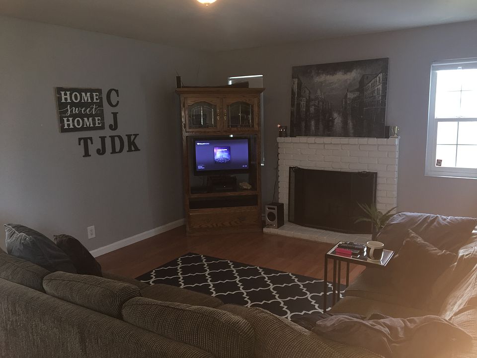 1st image of 3369 Hacienda Way