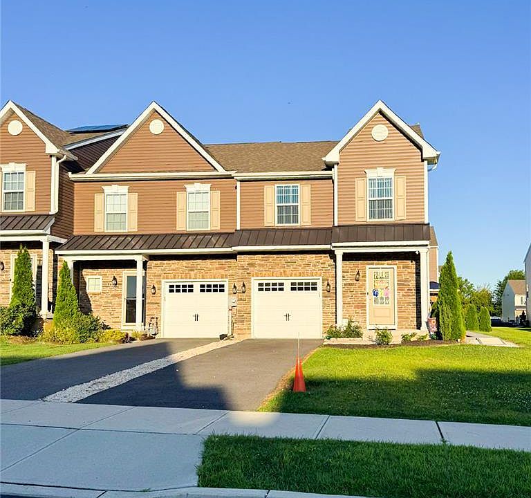 1st image of 1391 Caspian St