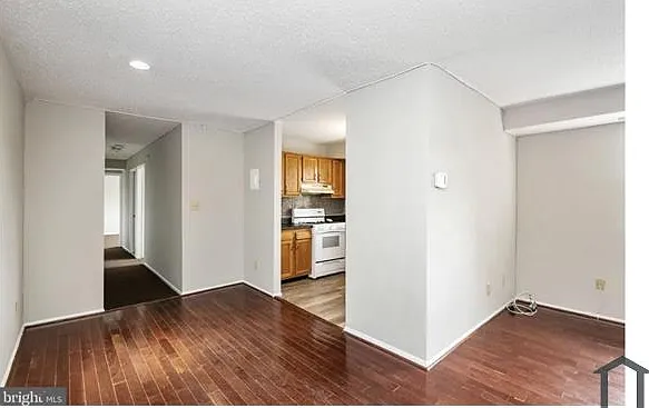2 bed, $2,200 — Photo 4