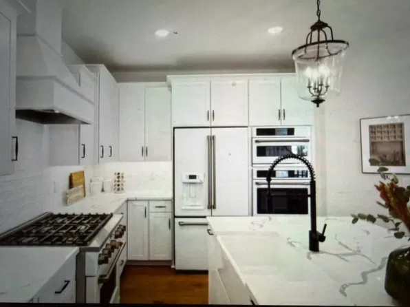4824 Bauhaus Sq, Chantilly, VA