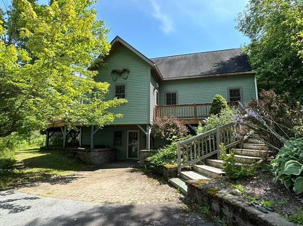 2389 VT RT 14, Woodbury, VT 05681