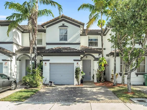 7713 NW 114th Path, Doral, FL 33178