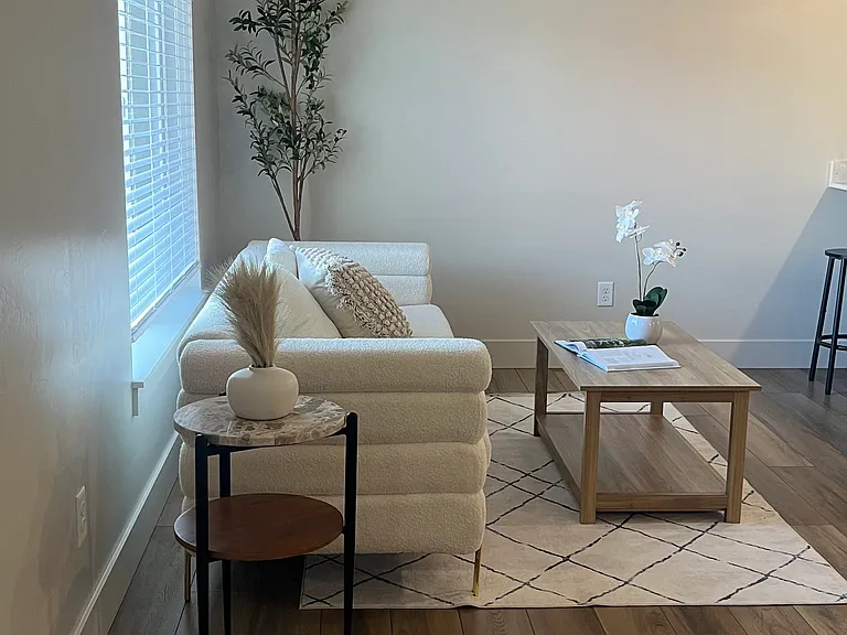 Southbridge Townhomes — Photo 19