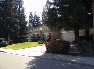 5425 W Perez Ave, Visalia, CA 93291