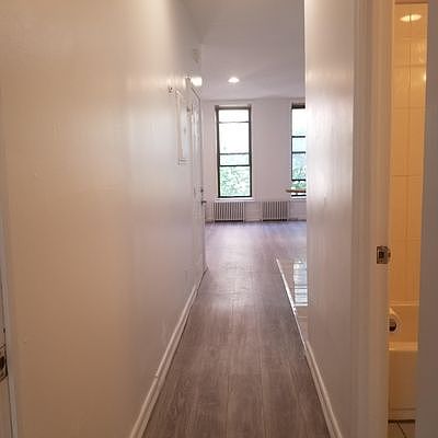 4th image of 241 W 120th St #2NDF