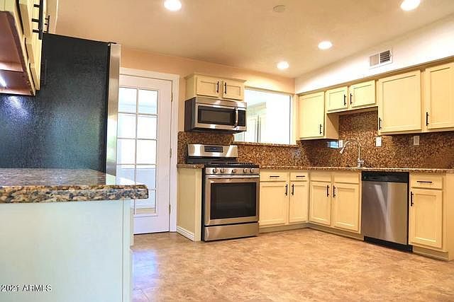 1st image of 2218 E Aire Libre Ave