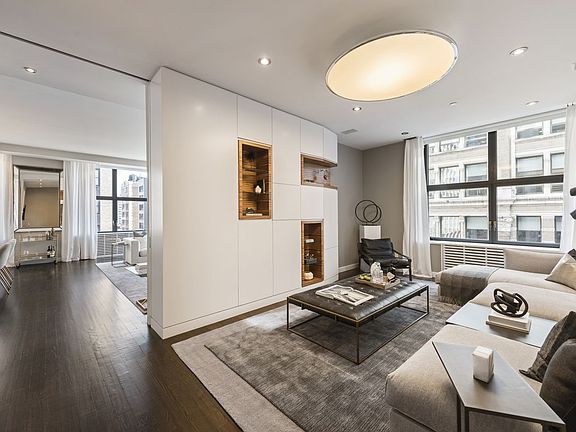 4th image of 240 Park Ave S APT 9A