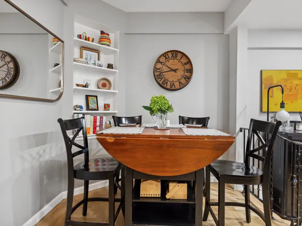 60 Park Terrace West image 3 of 19