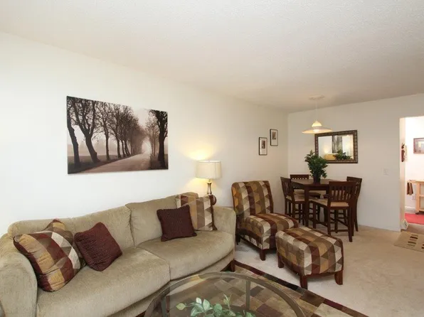 Maple Grove Townhomes