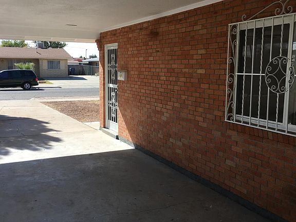 3rd image of 7429 Catalpa Ln