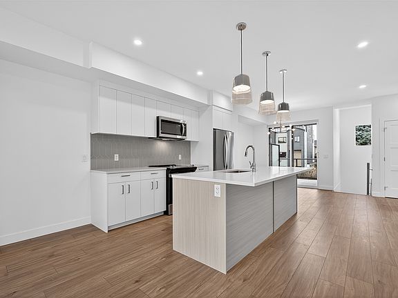 5th image of 1225 Findlay Rd #6