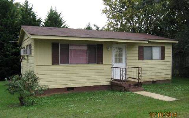 1st image of 1024 Valley River Ave