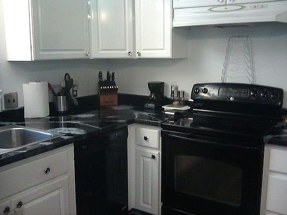 5th image of 28 Wildflower Ln