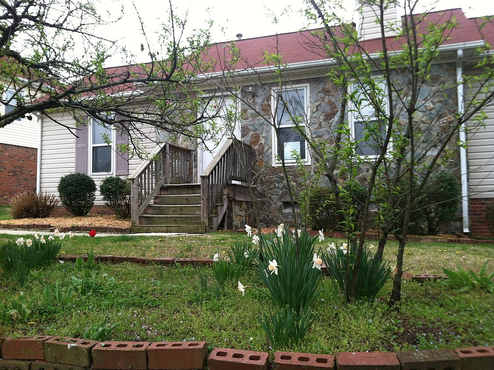 1st image of 1406 Hamlet Pl