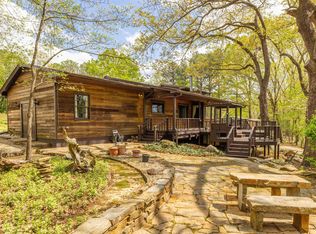 136 Skyway Dr, Murray, KY 42071