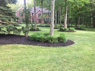 101 White Oak Dr, SLIPPERY ROCK, PA 16057