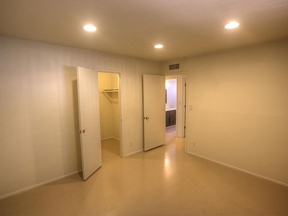 5th image of 3675 E Bellevue St