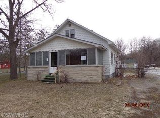 214 Bedford Rd N, Battle Creek, MI 49037