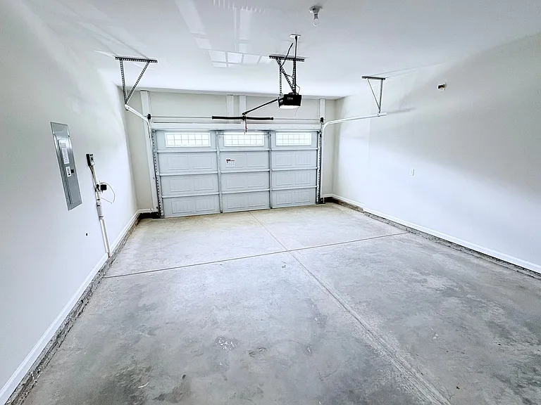 101 Brown Cir — Photo 34