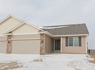 2422 Hart Ave, Des Moines, IA 50320