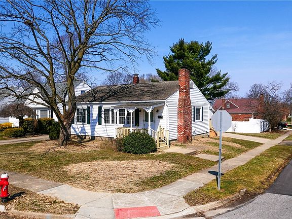 2nd image of 349 Notre Dame Ave