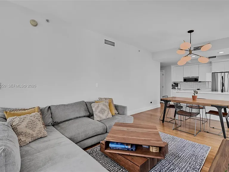 888 Biscayne Blvd #812 — Photo 5