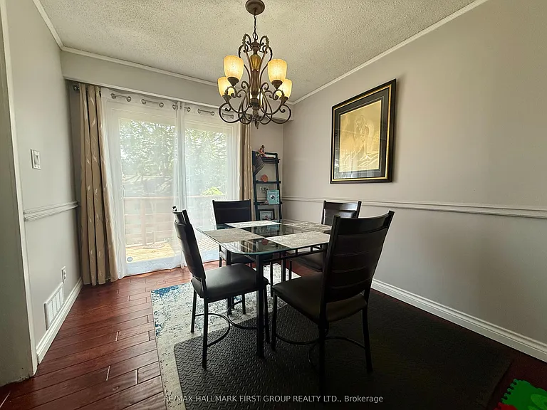 906 Cecylia Ct — Photo 7