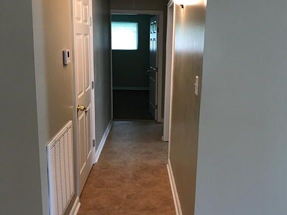 5th image of 4543-45 Lynhuber St