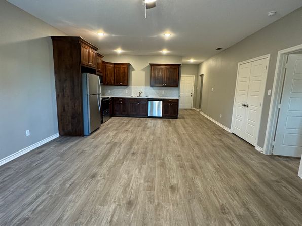 538 Ivy Ln