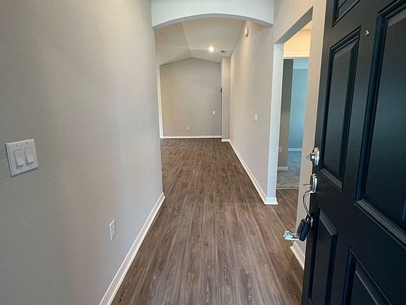 5th image of 1024 Cascade Dr